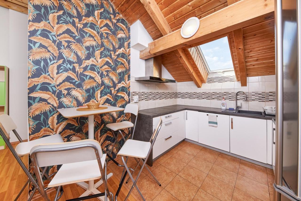 Design Apartment Bratislava Bagian luar foto