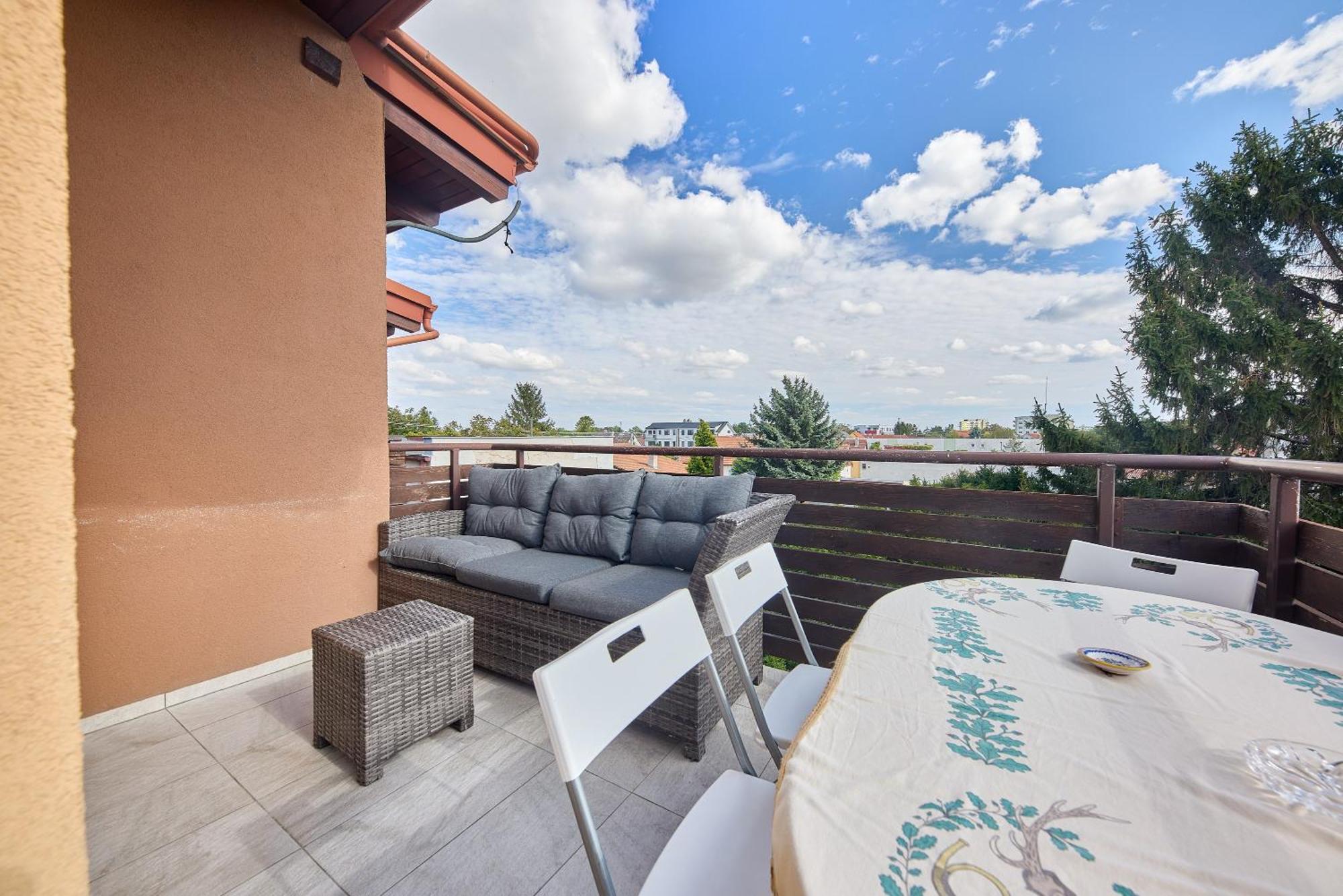 Design Apartment Bratislava Bagian luar foto